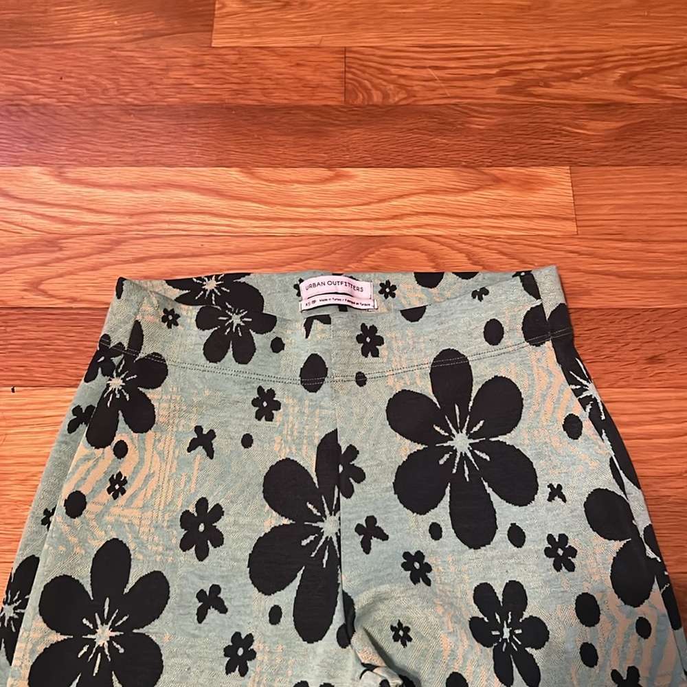 Urban Outfitters Bryn Floral Power Retro Soft Flare Pants Size XS - Picture 5 of 10